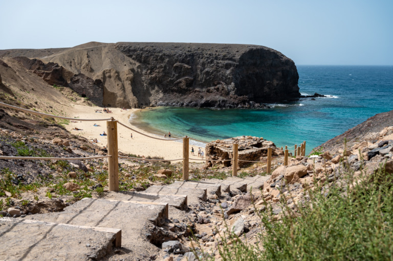 De 7 mooiste stranden van Lanzarote [mit Insider-Tipps]